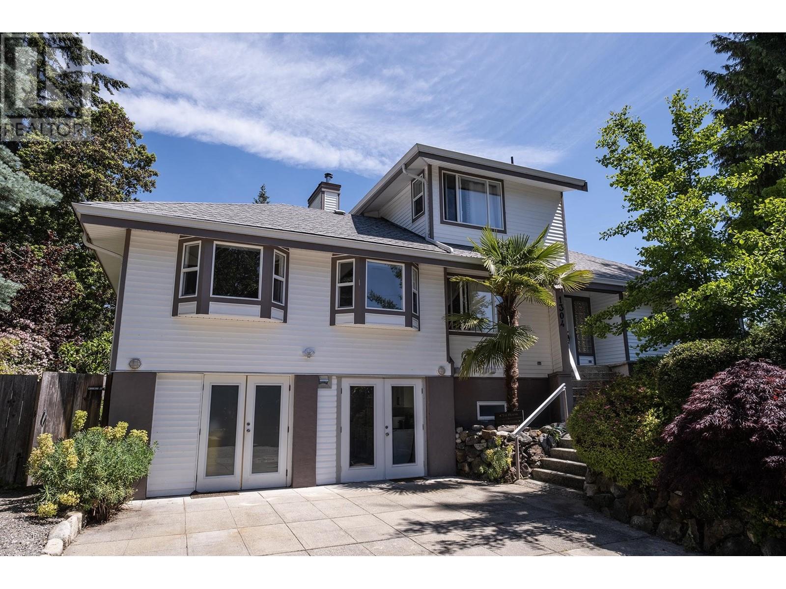 Property at 1304 JUDITH PLACE image 2