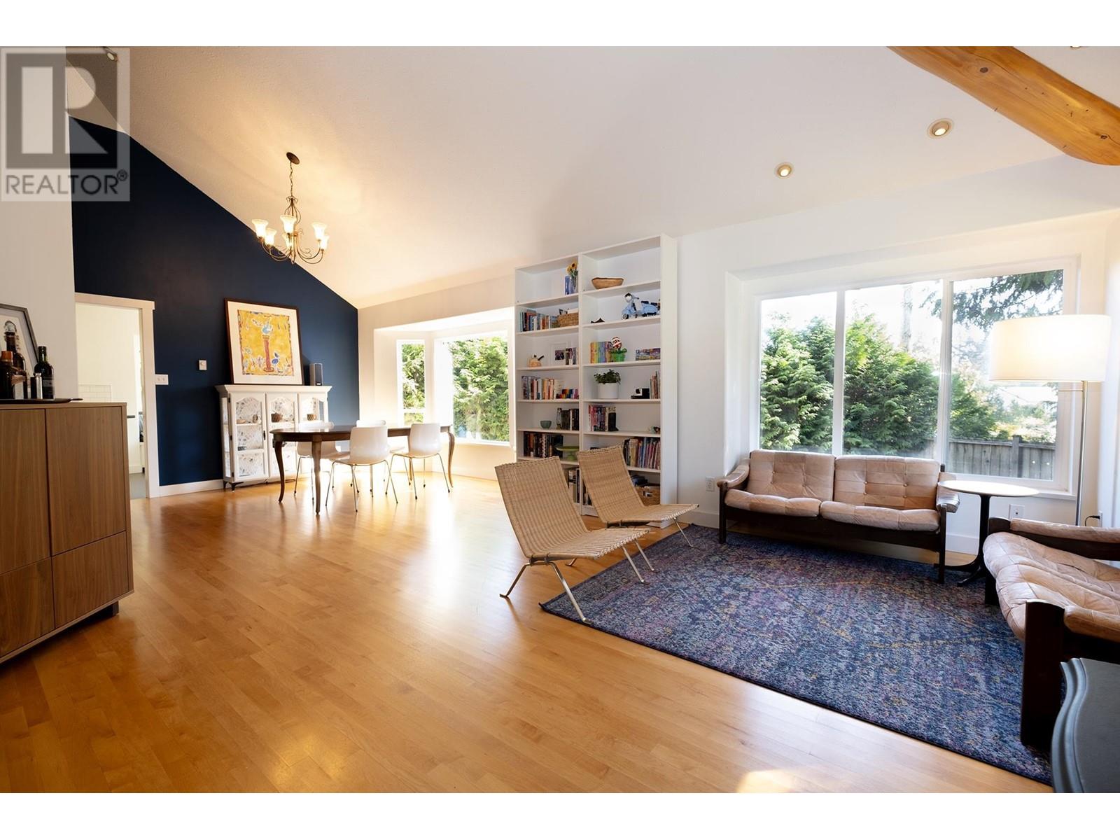 Property at 1304 JUDITH PLACE image 3