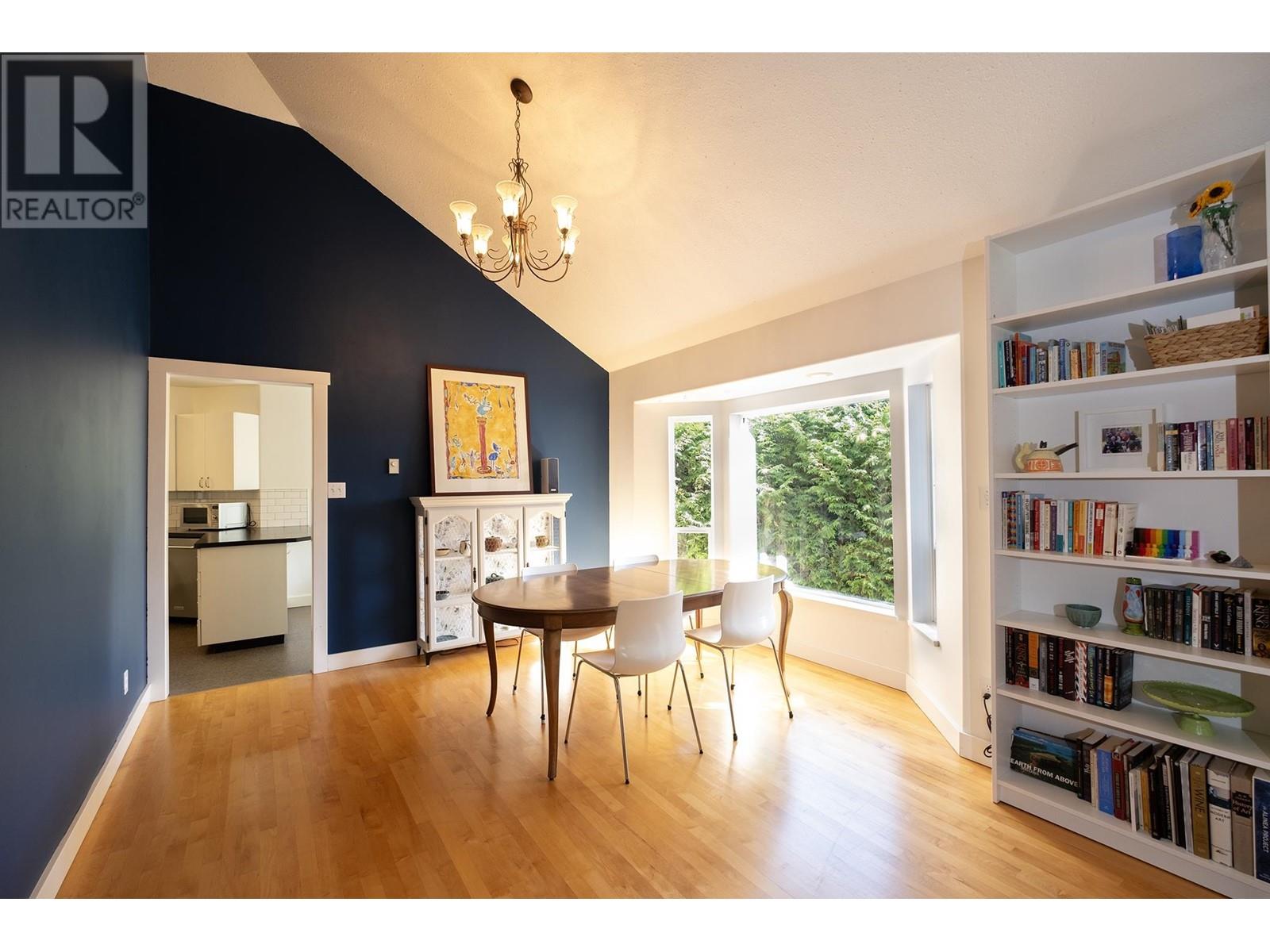 Property at 1304 JUDITH PLACE image 4