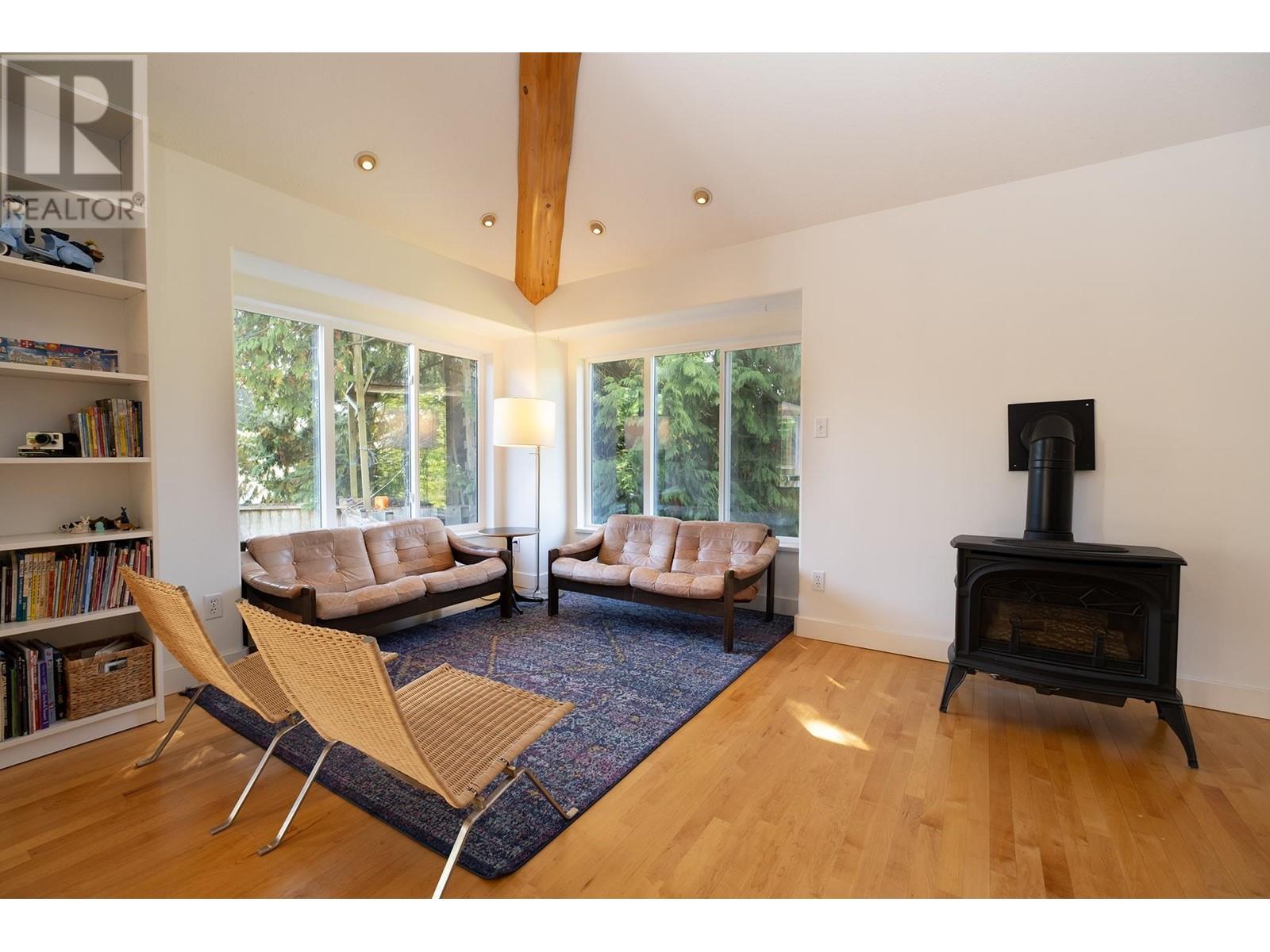 Property at 1304 JUDITH PLACE image 5
