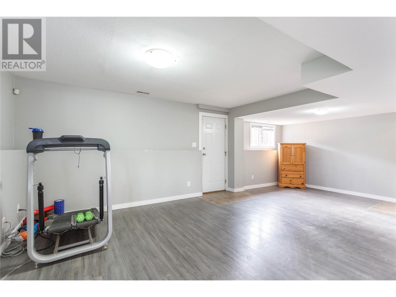 2250 Linea Crescent Lot# 10, Lumby, British Columbia  V0E 2G0 - Photo 27 - 10338032