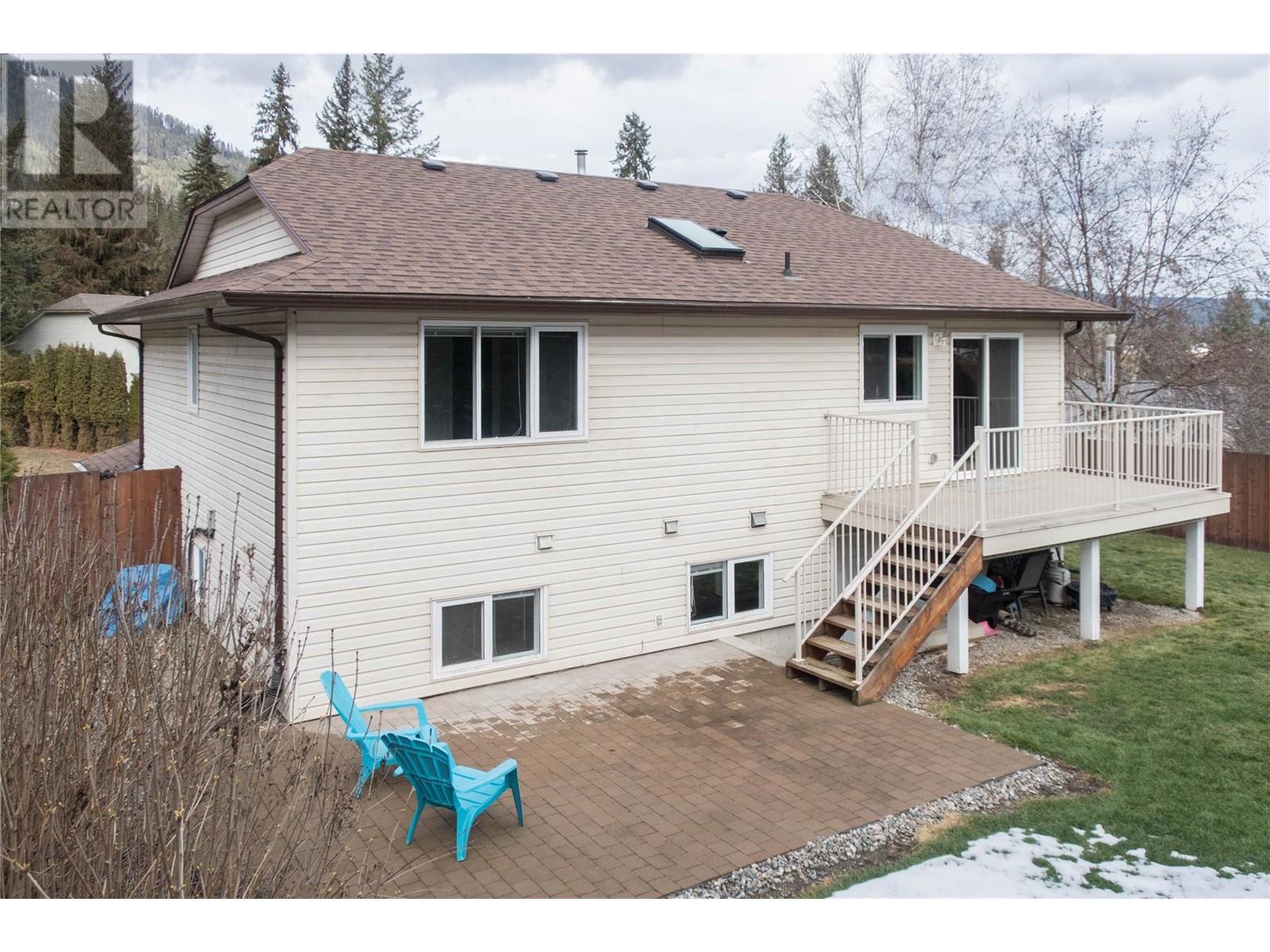 2250 Linea Crescent Lot# 10, Lumby, British Columbia  V0E 2G0 - Photo 40 - 10338032
