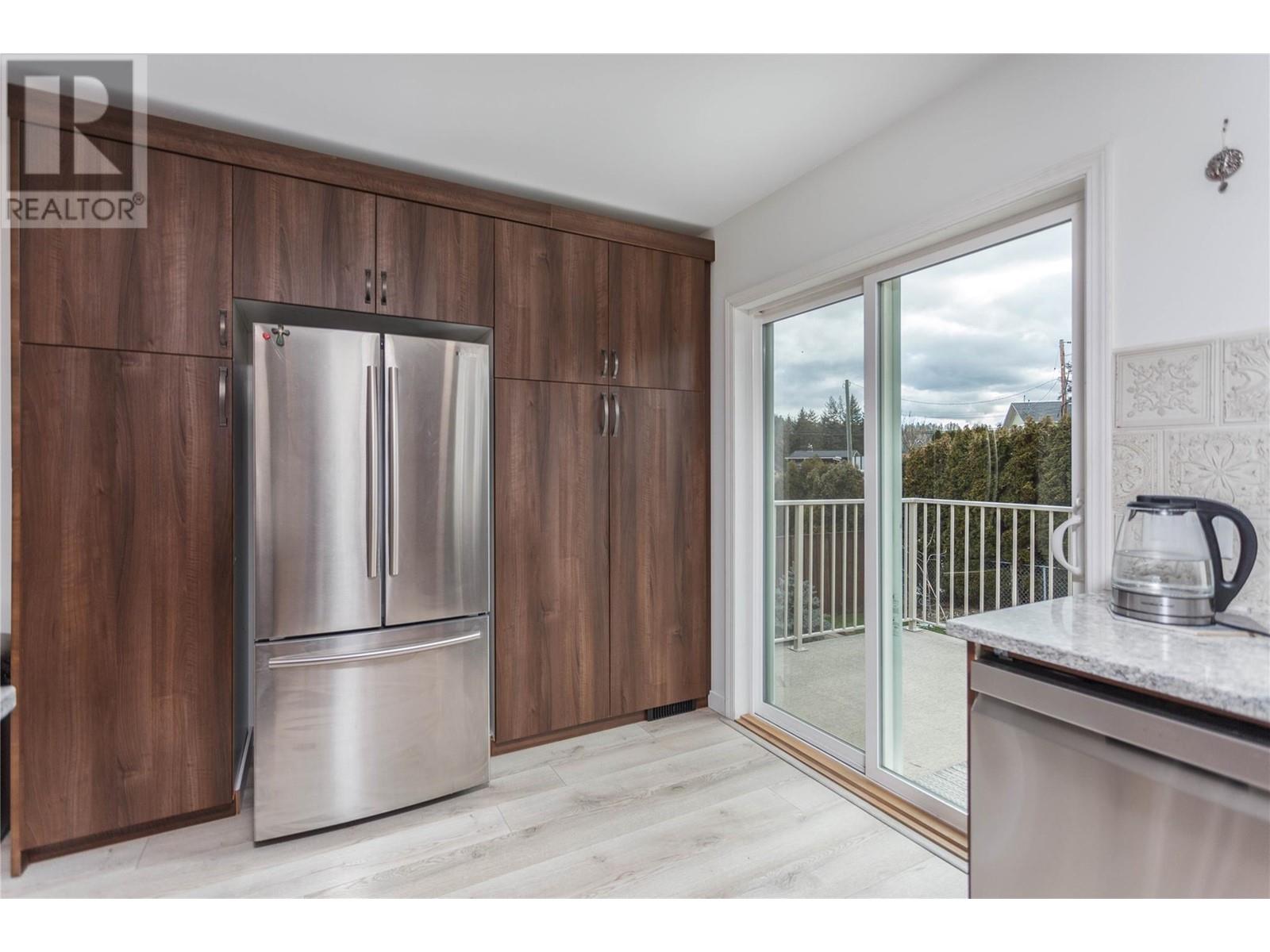 2250 Linea Crescent Lot# 10, Lumby, British Columbia  V0E 2G0 - Photo 6 - 10338032