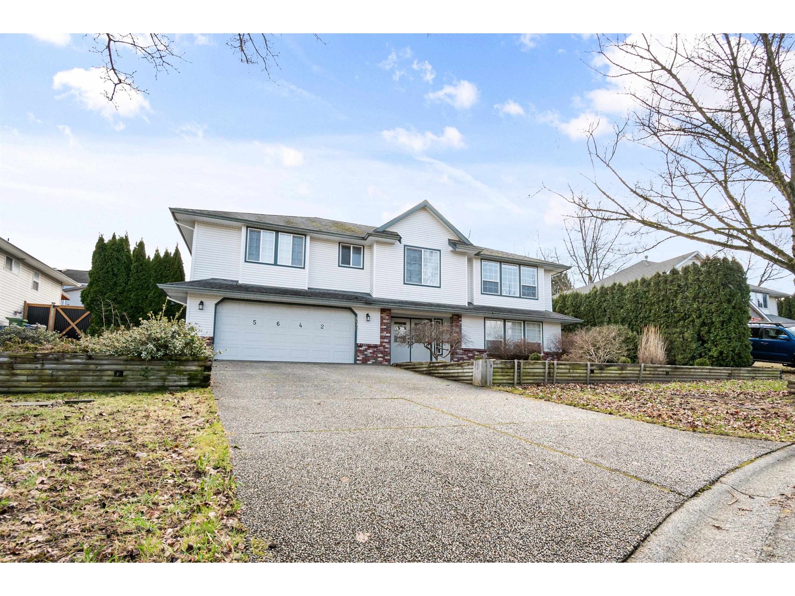 Property at 5642 THORNHILL STREET image 1