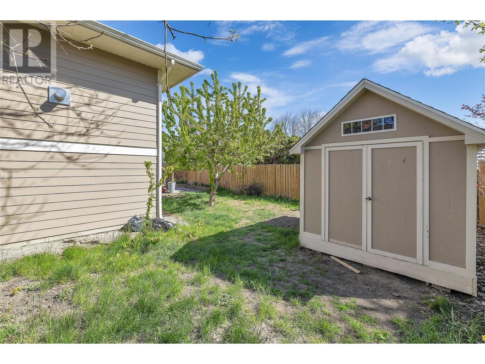 Property at 855 Saucier Avenue image 4