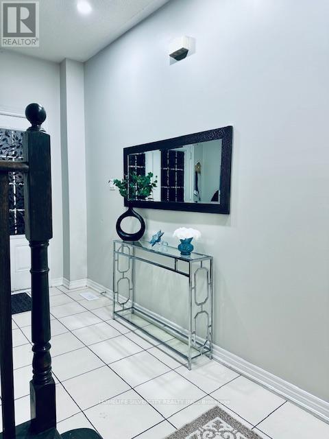 Property at 58 LANARK CIRCLE image 3
