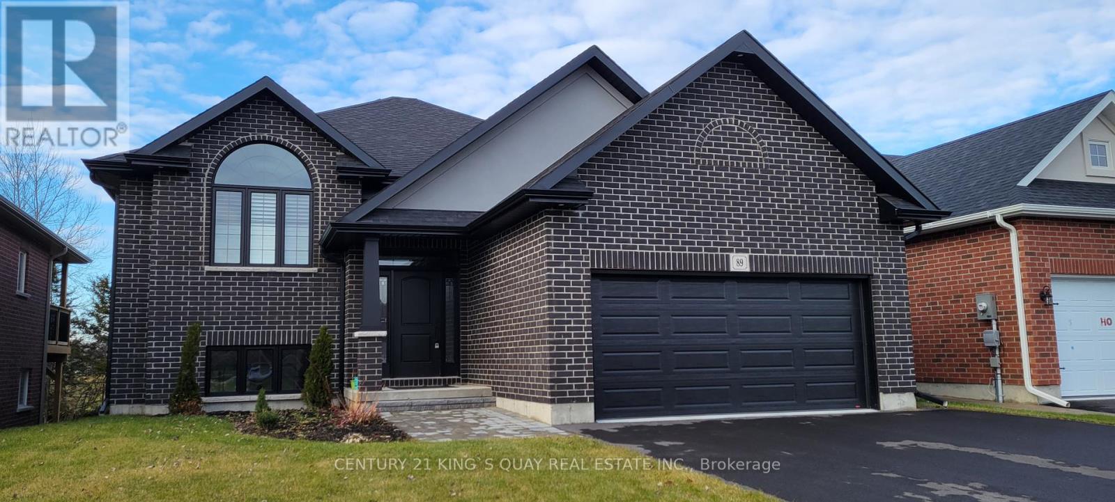Property at 89 LEDGEROCK COURT image 3