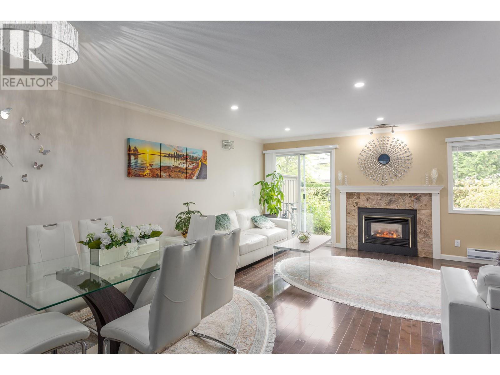 810 Roche Point Drive, North Vancouver, British Columbia  V7H 2T8 - Photo 4 - R2973316