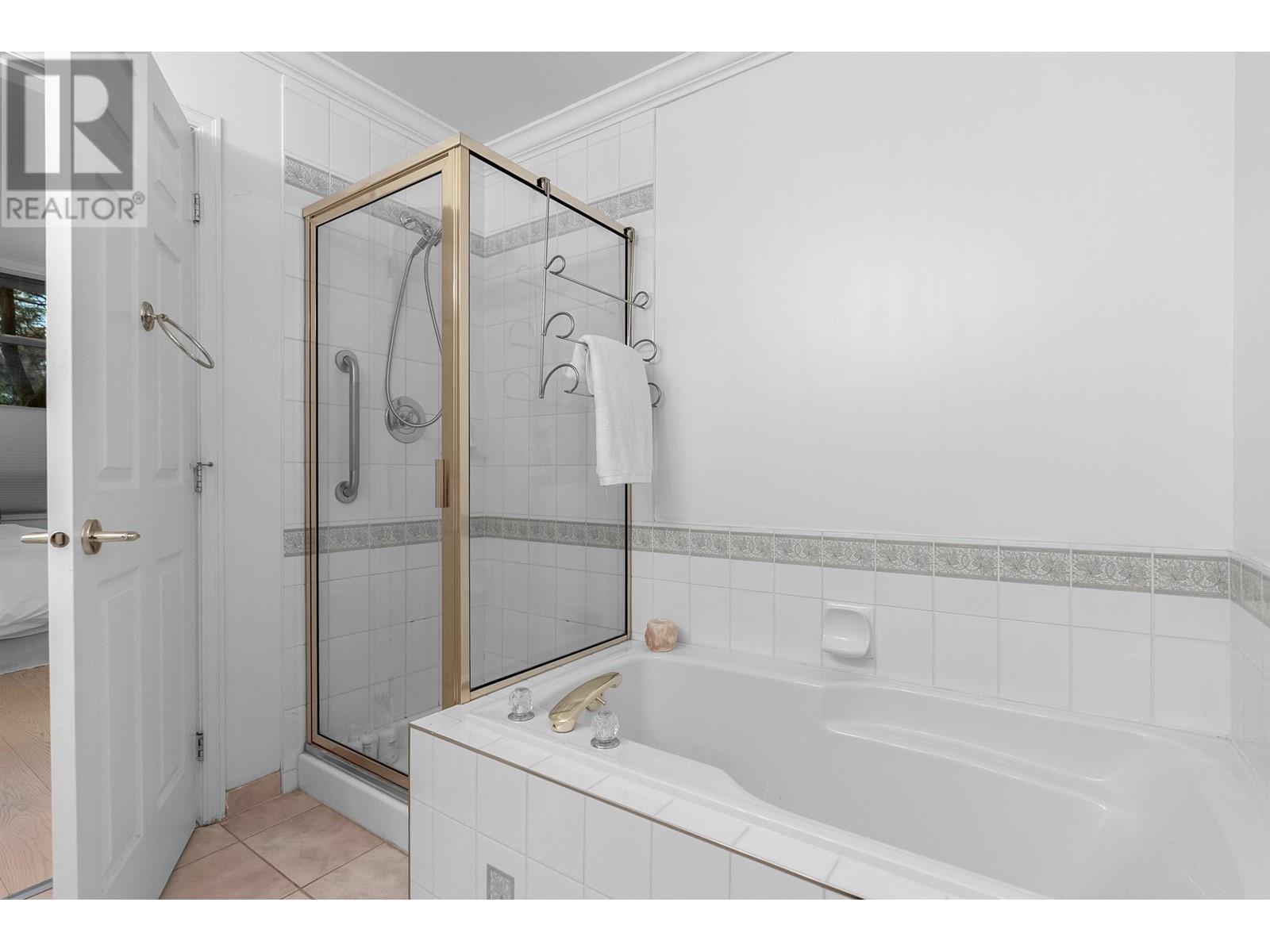 101 160 W Keith Road, North Vancouver, British Columbia  V7M 3M2 - Photo 18 - R2974978