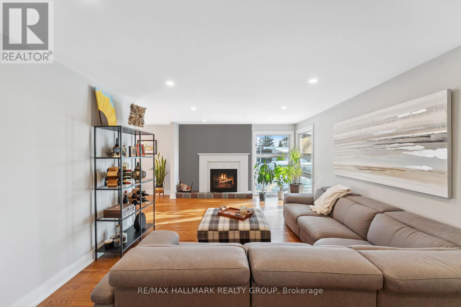 Property at 2425 OGILVIE ROAD image 3