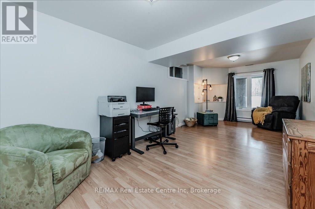 6112 Fourth Line E, Centre Wellington, Ontario  N0B 1B0 - Photo 24 - X12007742