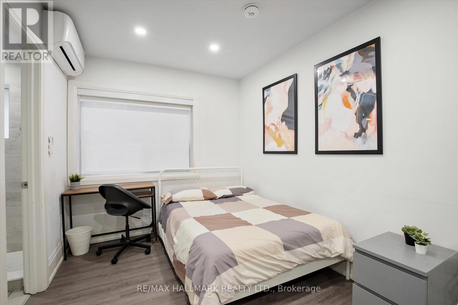 3 - 595 St Clair Avenue W, Toronto, Ontario  M6C 1A3 - Photo 2 - C12007739
