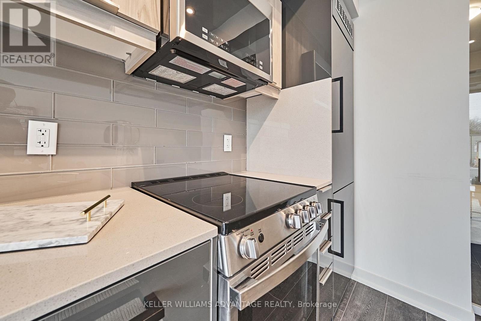 105 - 2213 Kingston Road, Toronto, Ontario  M1N 1T7 - Photo 8 - E12007676