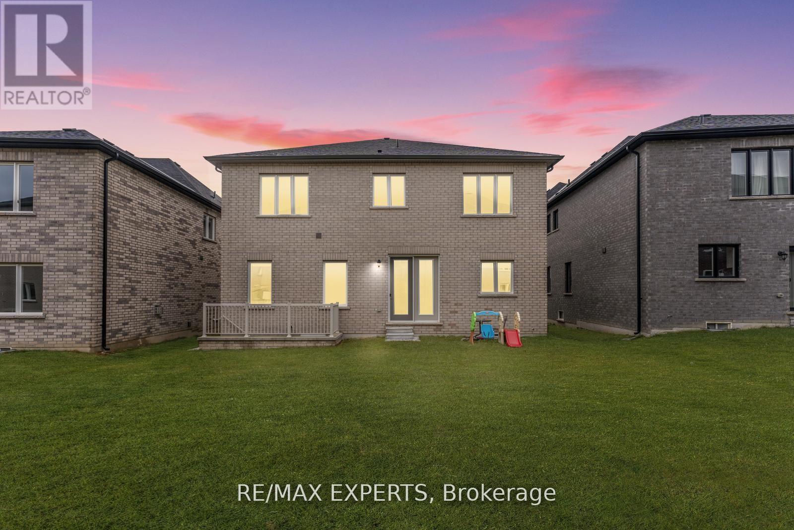 Property at 1583 STOVELL CRESCENT image 2