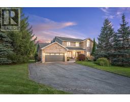 15 FAWN CRESCENT, Barrie, Ontario