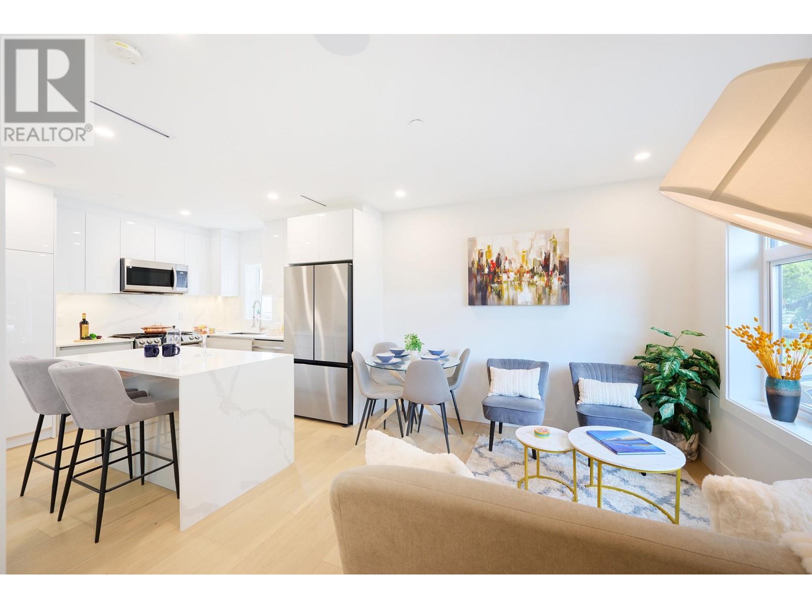 812 E 51st Avenue, Vancouver, British Columbia  V5X 1E5 - Photo 3 - R2973763