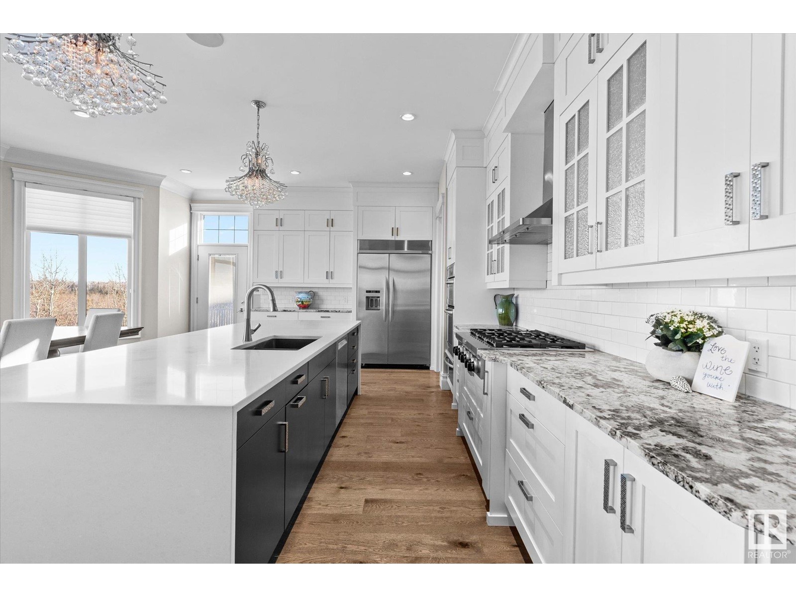 Property at 1018 HOLLANDS PT NW image 5