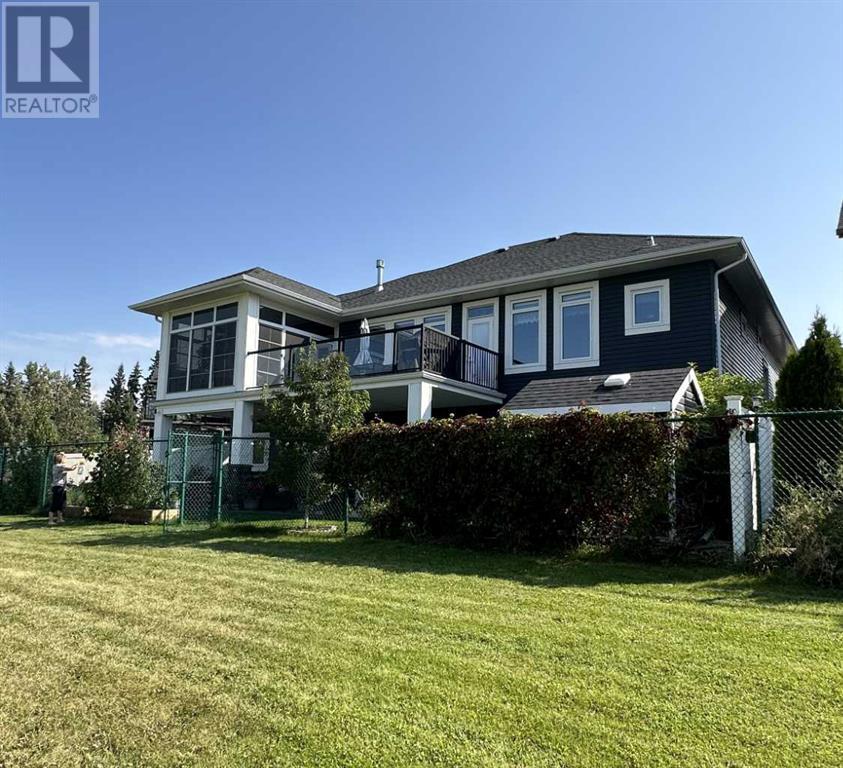 26 Grove Close, Red Deer, Alberta  T4P 0P4 - Photo 3 - A2187224