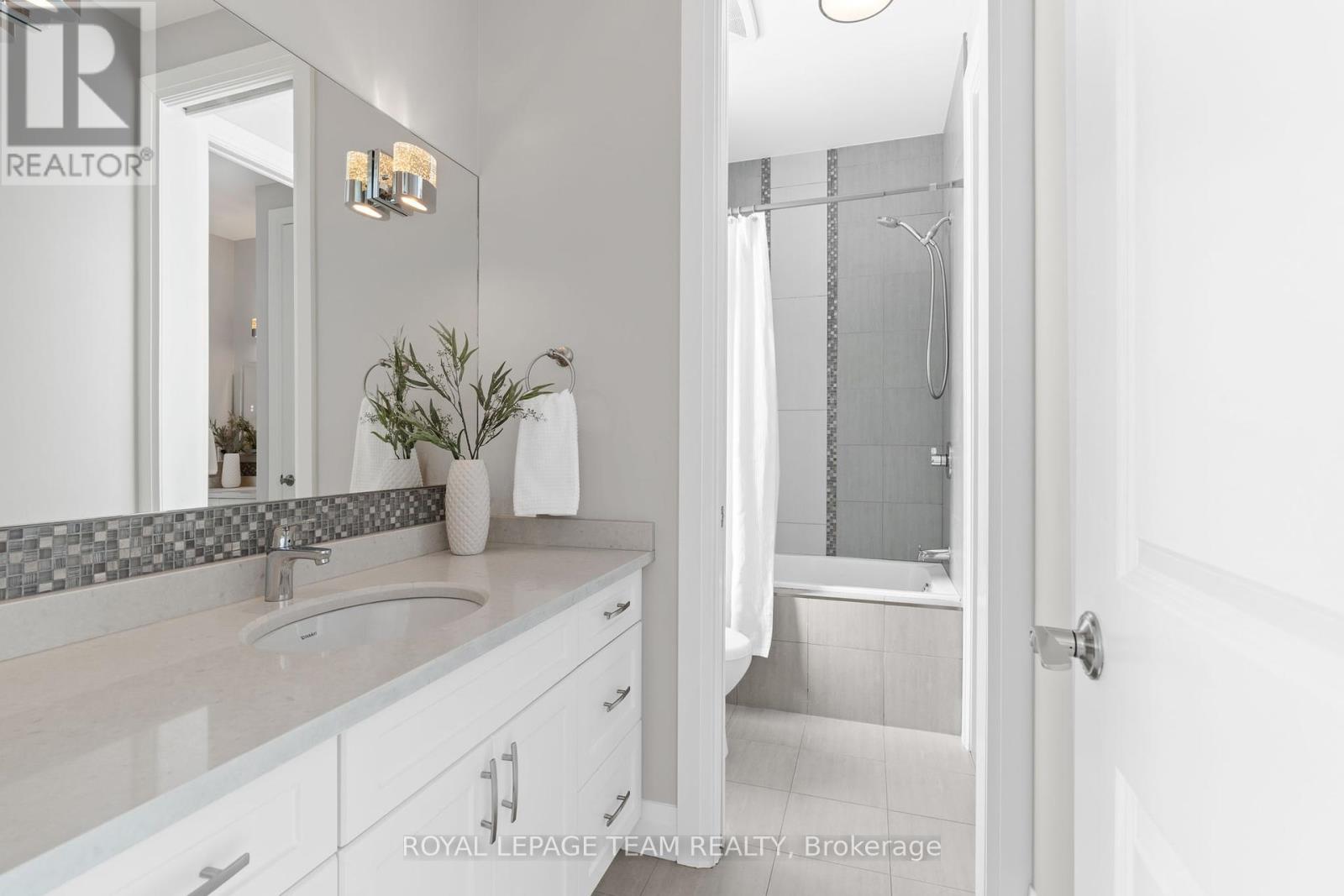 1140 Meadowshire Way, Ottawa, Ontario  K4M 0A4 - Photo 26 - X12007763