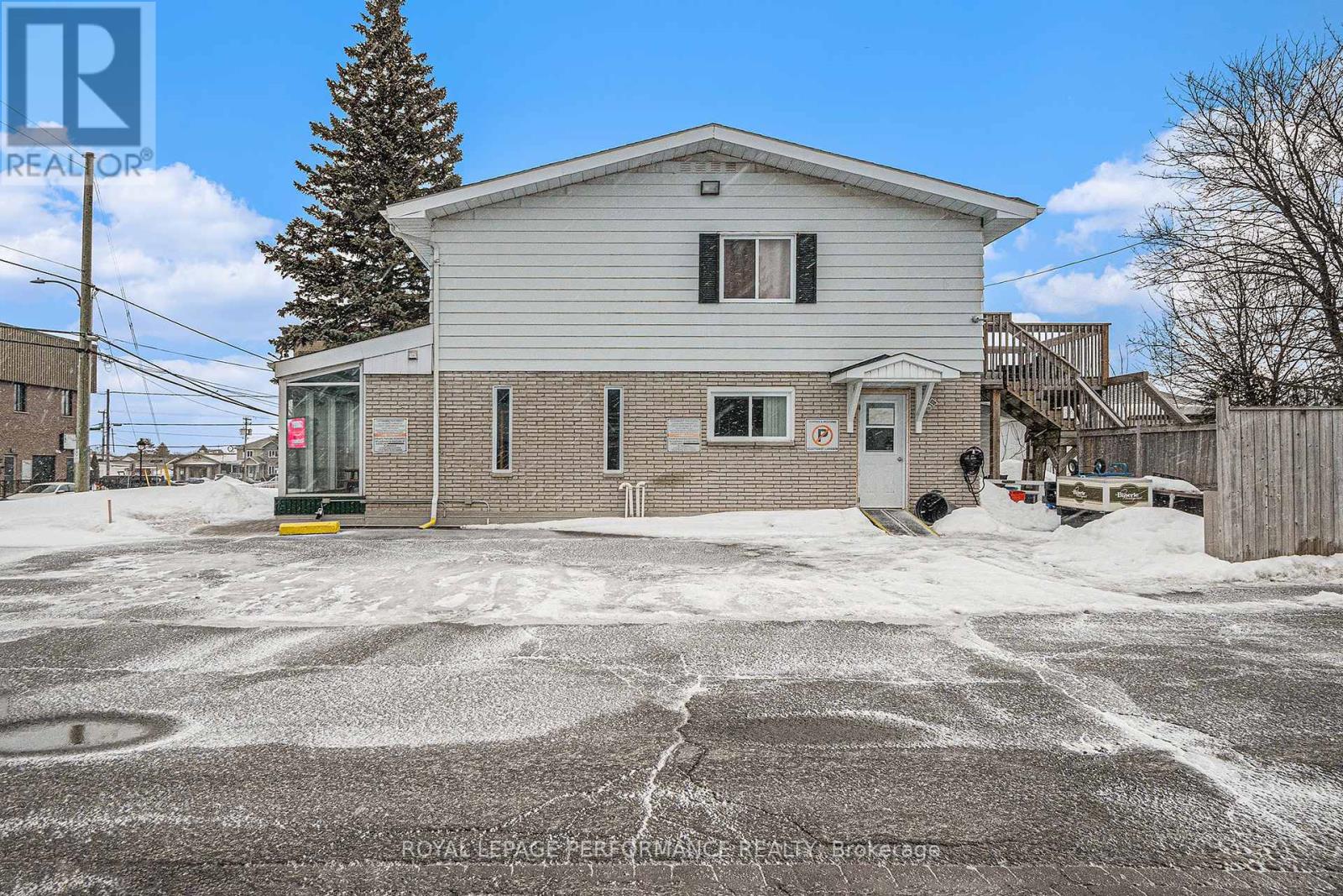 711 Principale Street, Casselman, Ontario  K0A 1M0 - Photo 10 - X12007822