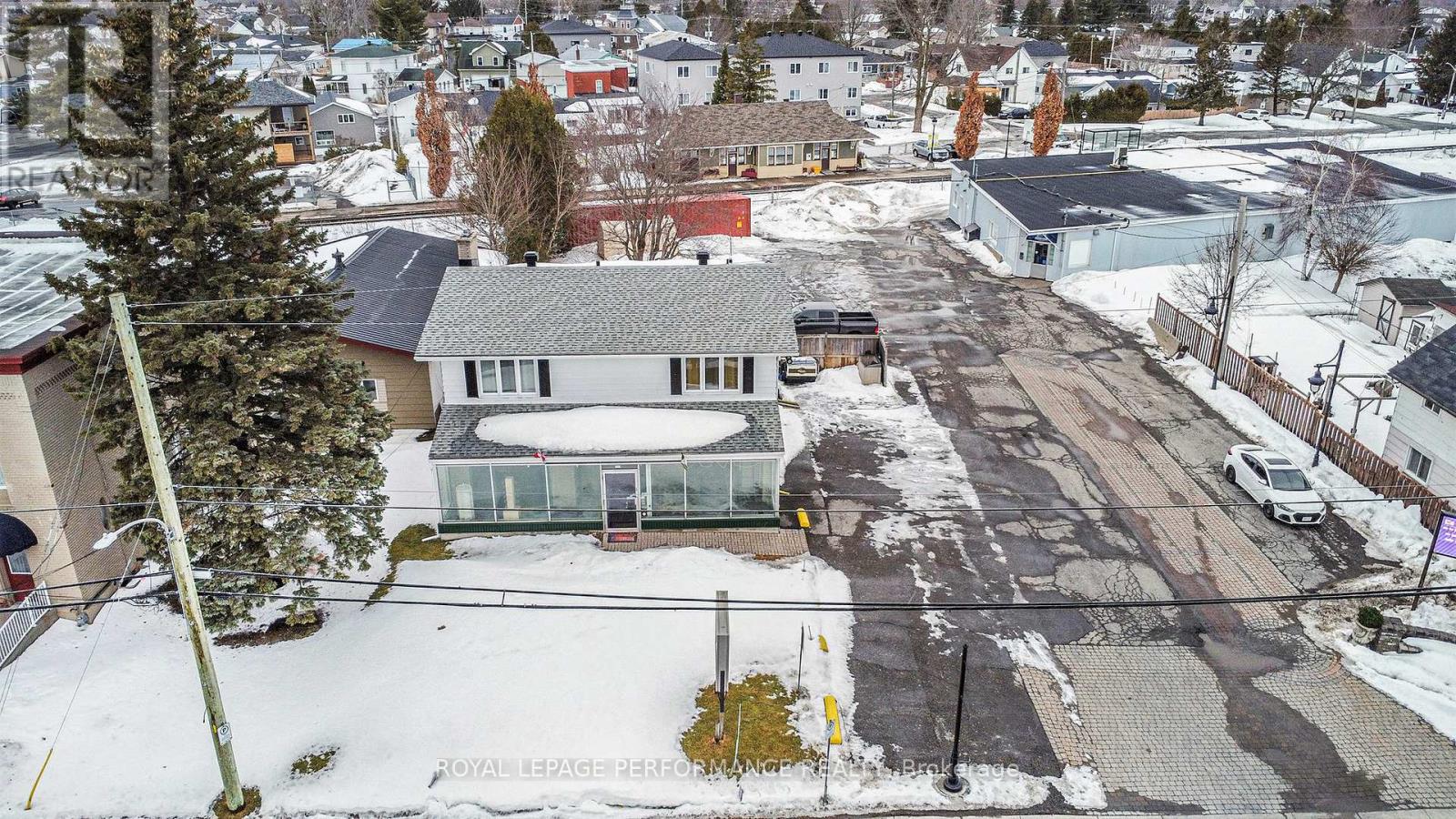 711 Principale Street, Casselman, Ontario  K0A 1M0 - Photo 3 - X12007822
