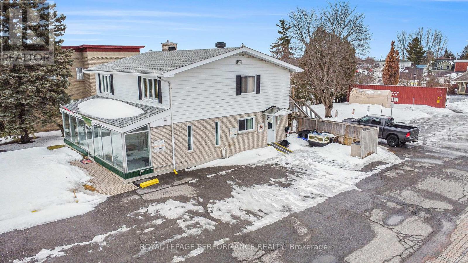 711 Principale Street, Casselman, Ontario  K0A 1M0 - Photo 5 - X12007822