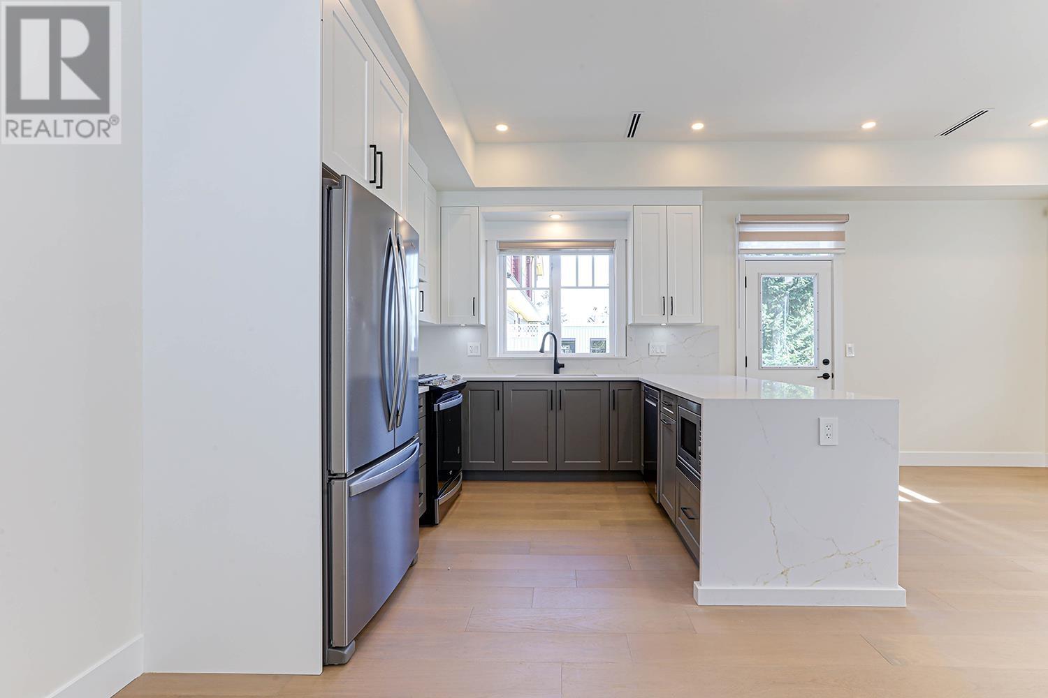 101 235 Lebleu Street, Coquitlam, British Columbia  V3K 4L7 - Photo 6 - R2973803
