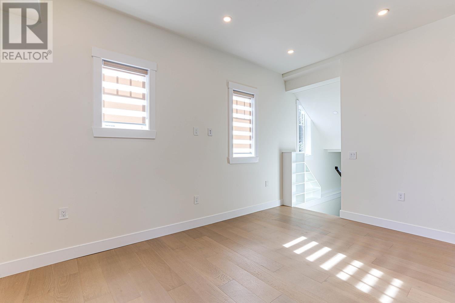 101 235 Lebleu Street, Coquitlam, British Columbia  V3K 4L7 - Photo 9 - R2973803
