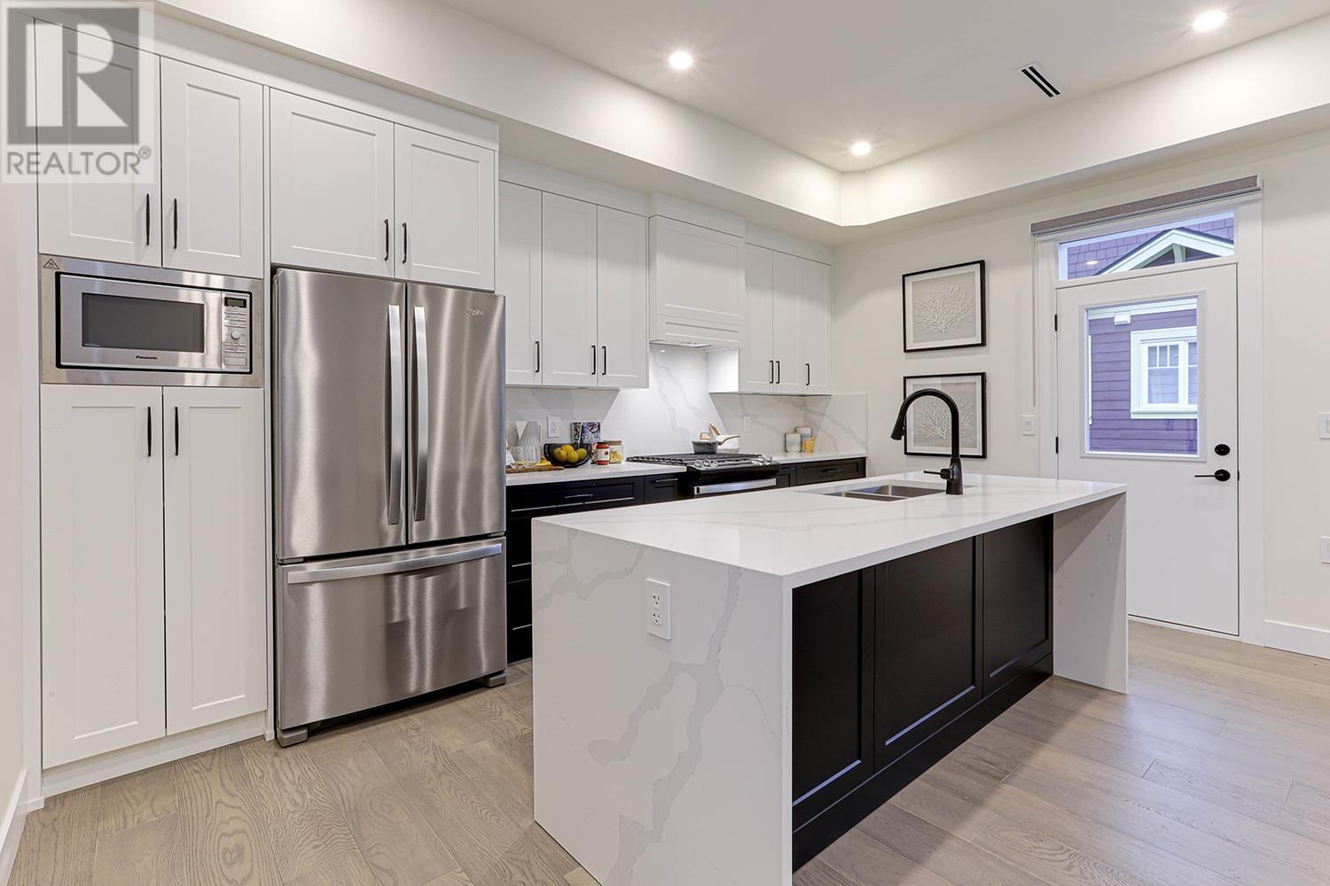 102 235 LEBLEU STREET, coquitlam, British Columbia