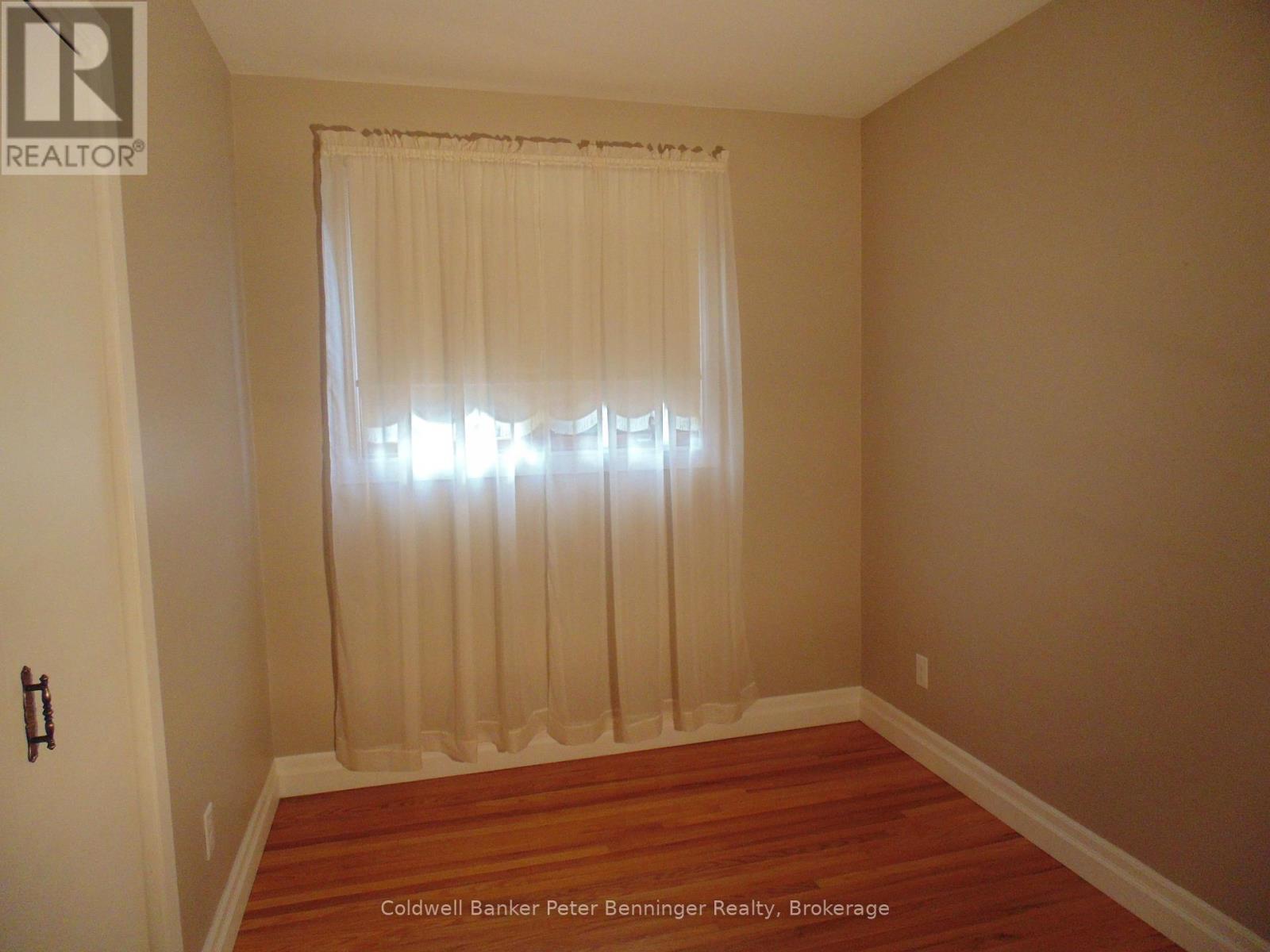 649 Drummond Drive, Saugeen Shores, Ontario  N0H 2C3 - Photo 11 - X12007819