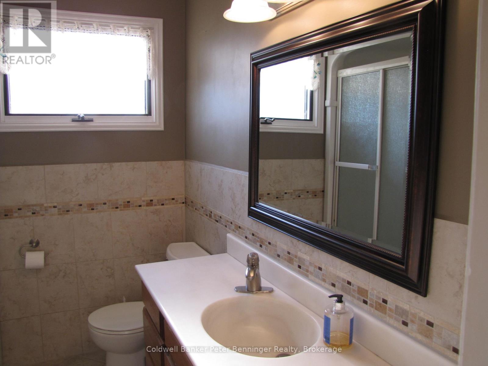 649 Drummond Drive, Saugeen Shores, Ontario  N0H 2C3 - Photo 12 - X12007819