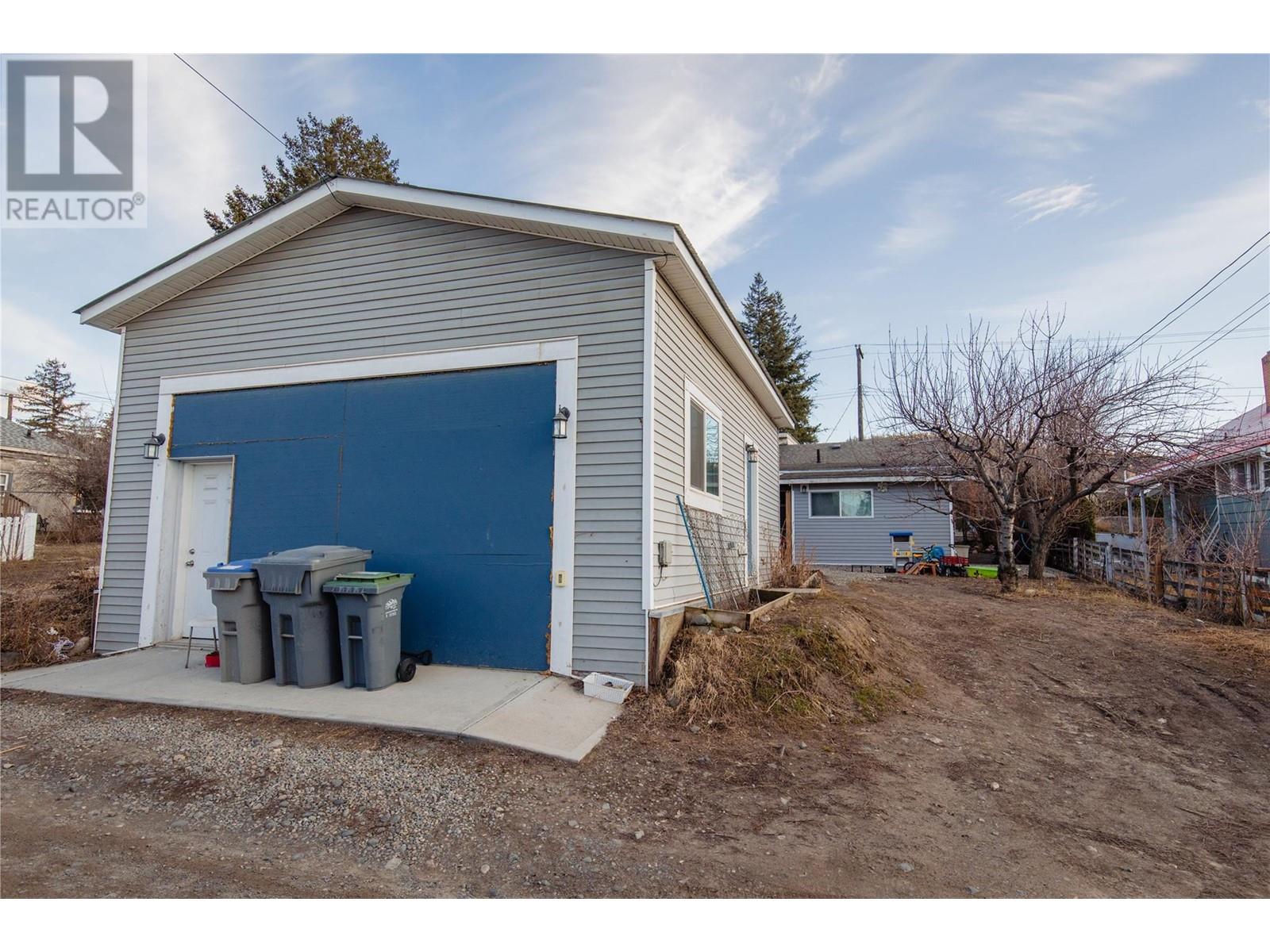 776 Dominion Street, Kamloops, British Columbia  V2C 2X9 - Photo 10 - 10337962