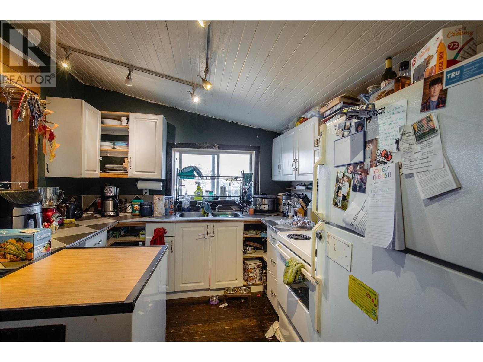776 Dominion Street, Kamloops, British Columbia  V2C 2X9 - Photo 29 - 10337962