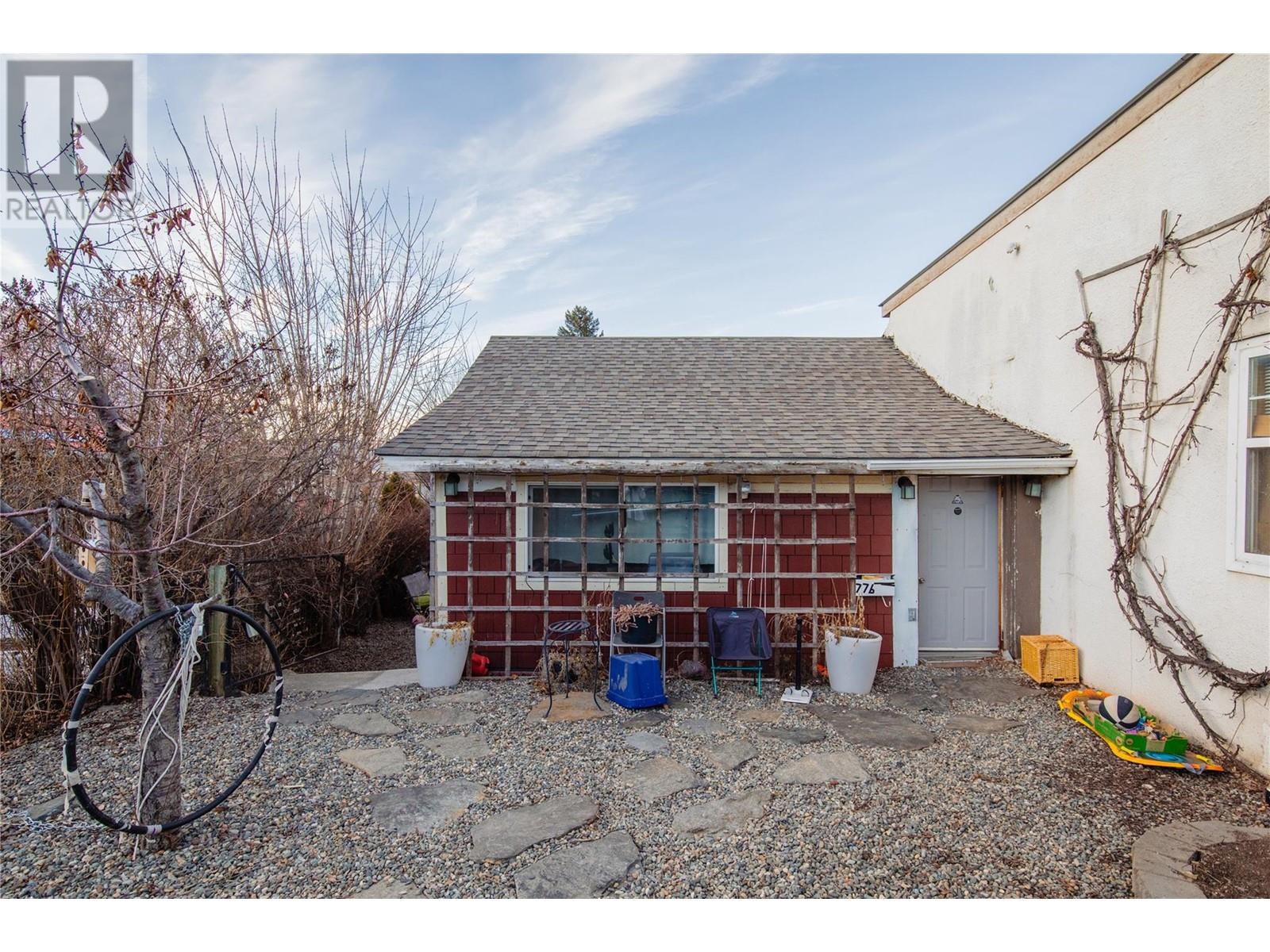 Property at 776 Dominion Street image 4