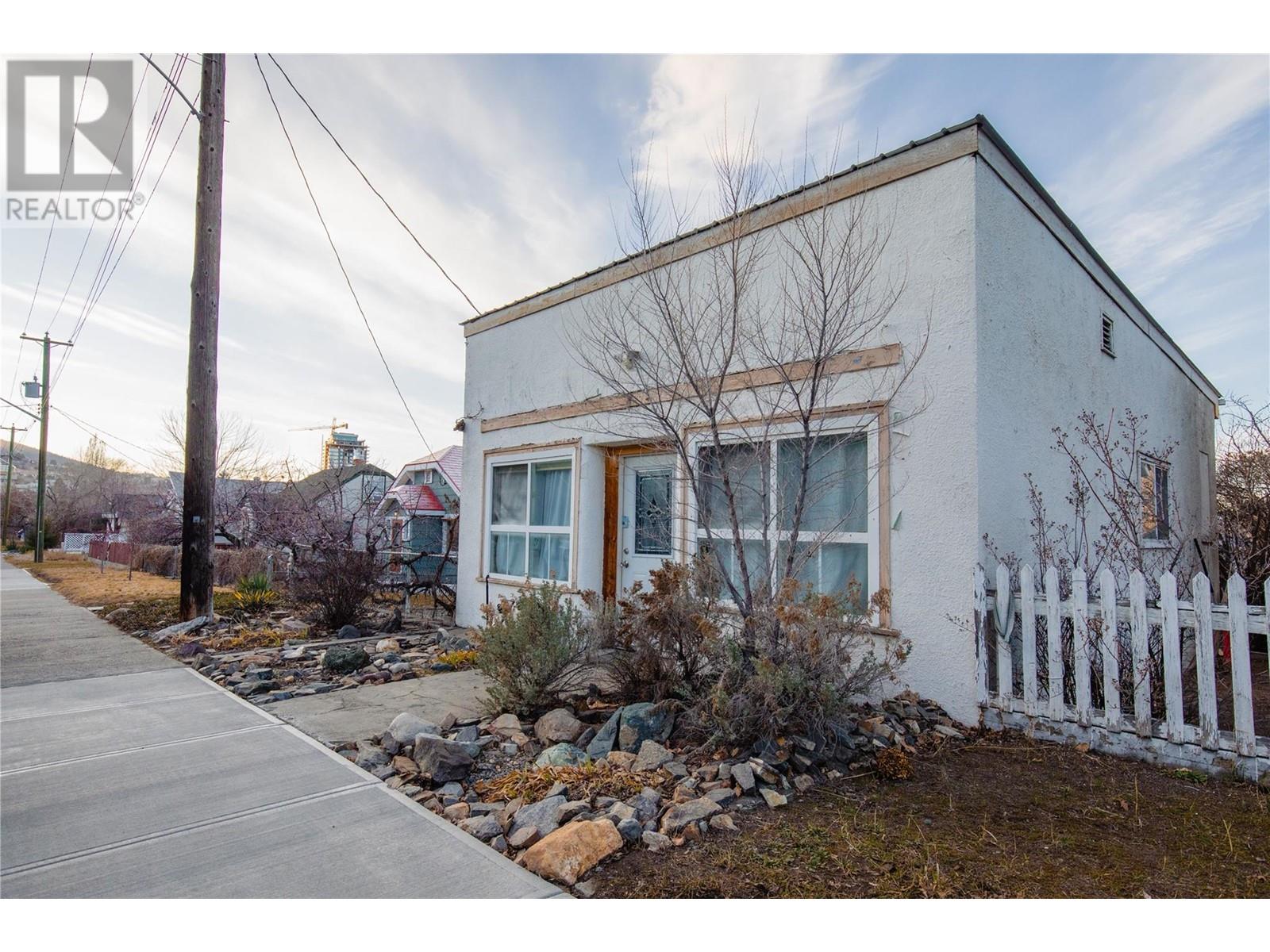 Property at 776 Dominion Street image 1