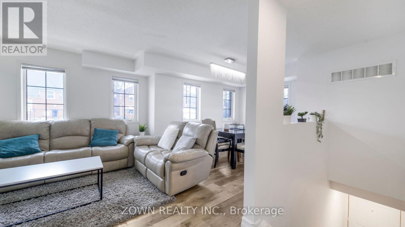 Property at 304 - 72 SIDNEY BELSEY CRESCENT image 3