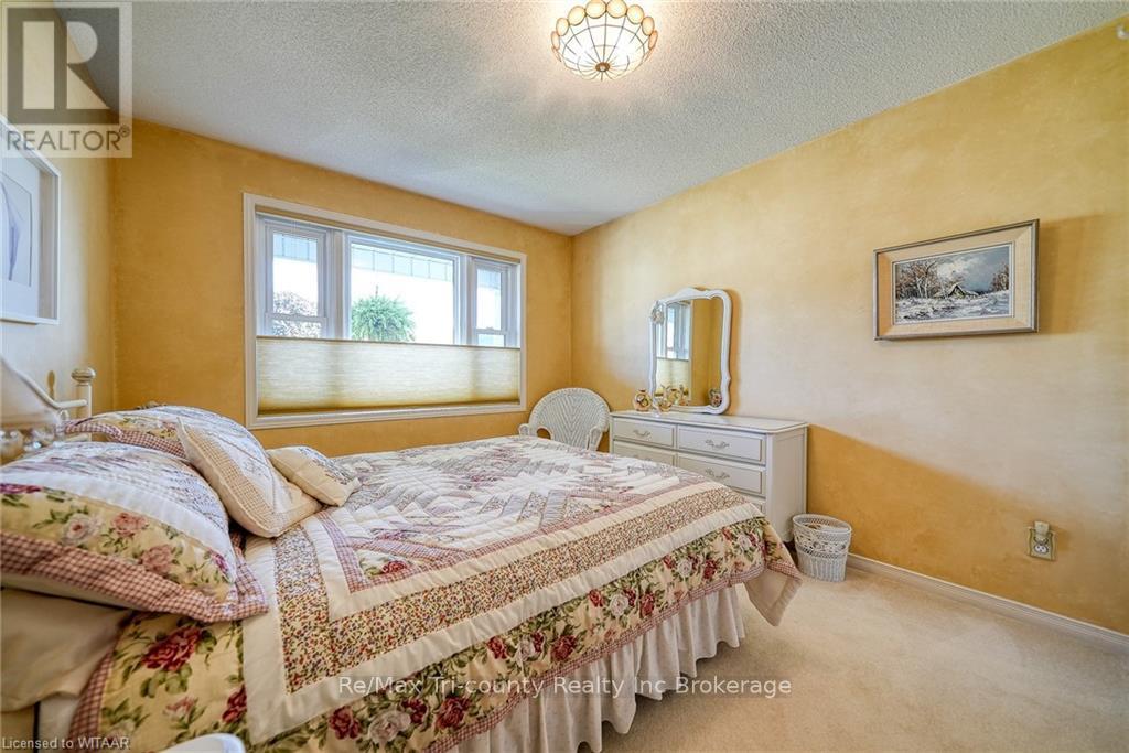 18 Wilkins Crescent, Tillsonburg, Ontario  N4G 5M6 - Photo 9 - X10744587