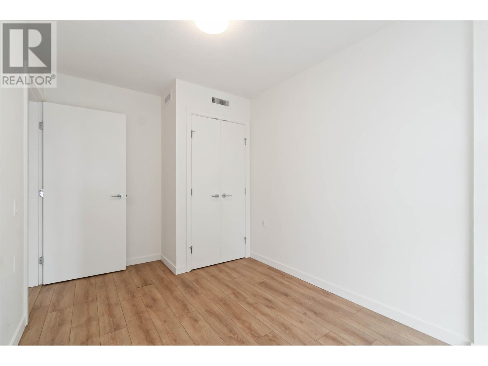 Listing Picture 10 of 22 : 601 6655 BUSWELL STREET, Richmond / 烈治文 - 魯藝地產 Yvonne Lu Group - MLS Medallion Club Member