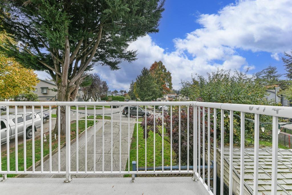 186 Springfield Drive, Langley, British Columbia  V4W 3K9 - Photo 8 - R2943883