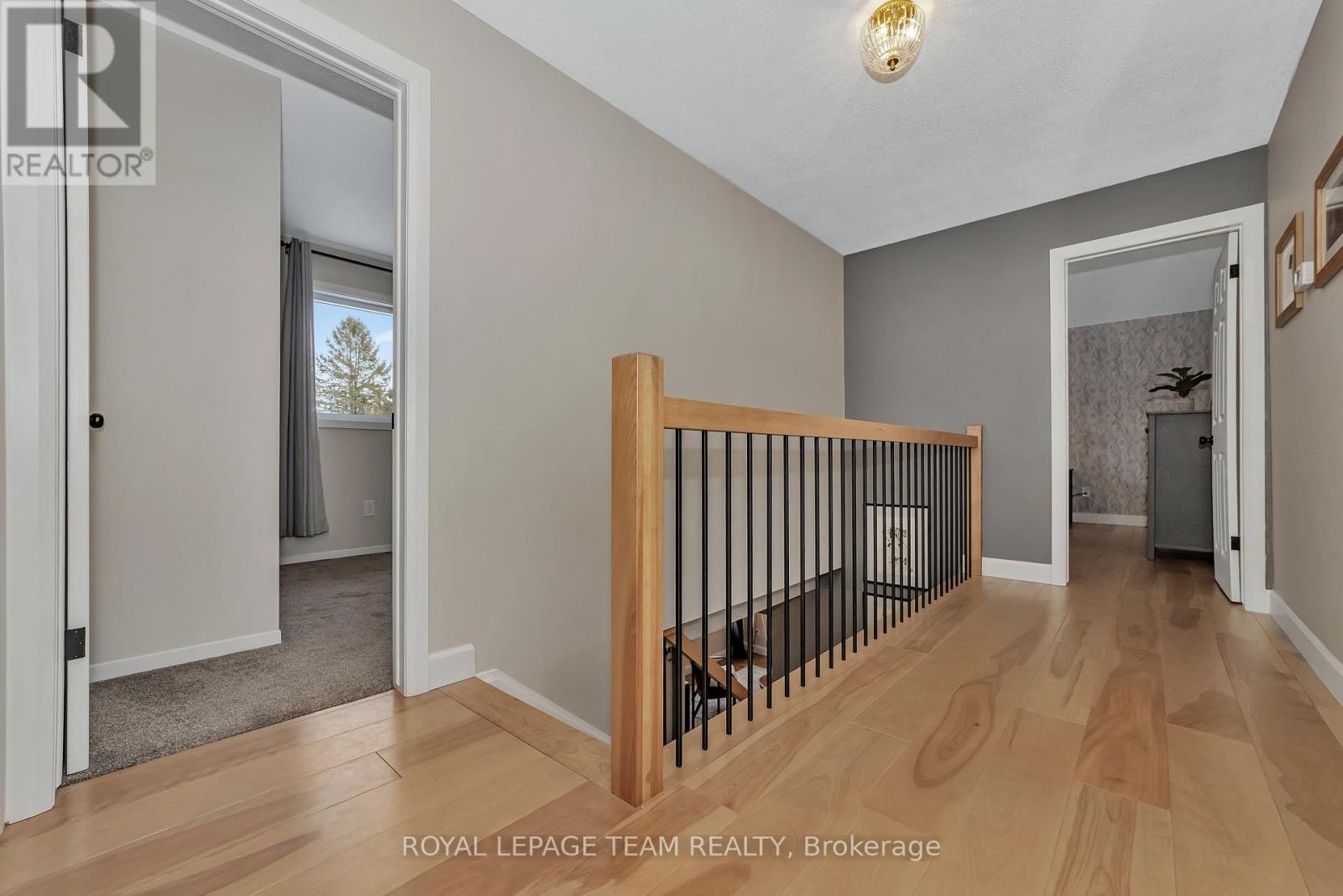 129 RIDGEVIEW DRIVE Ottawa