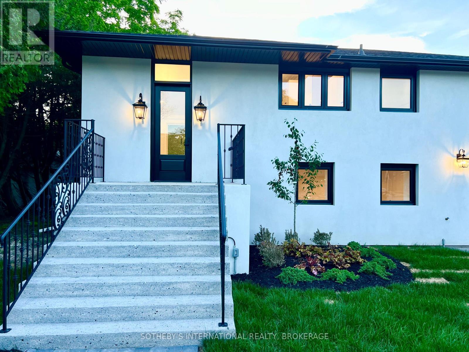 Property at 489 REGENT STREET image 5