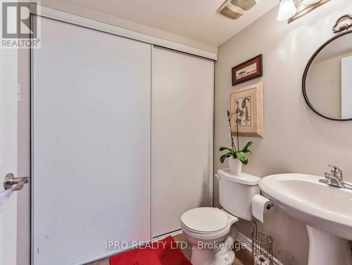 Property at 1013 - 85 GEORGE APPLETON WAY image 5