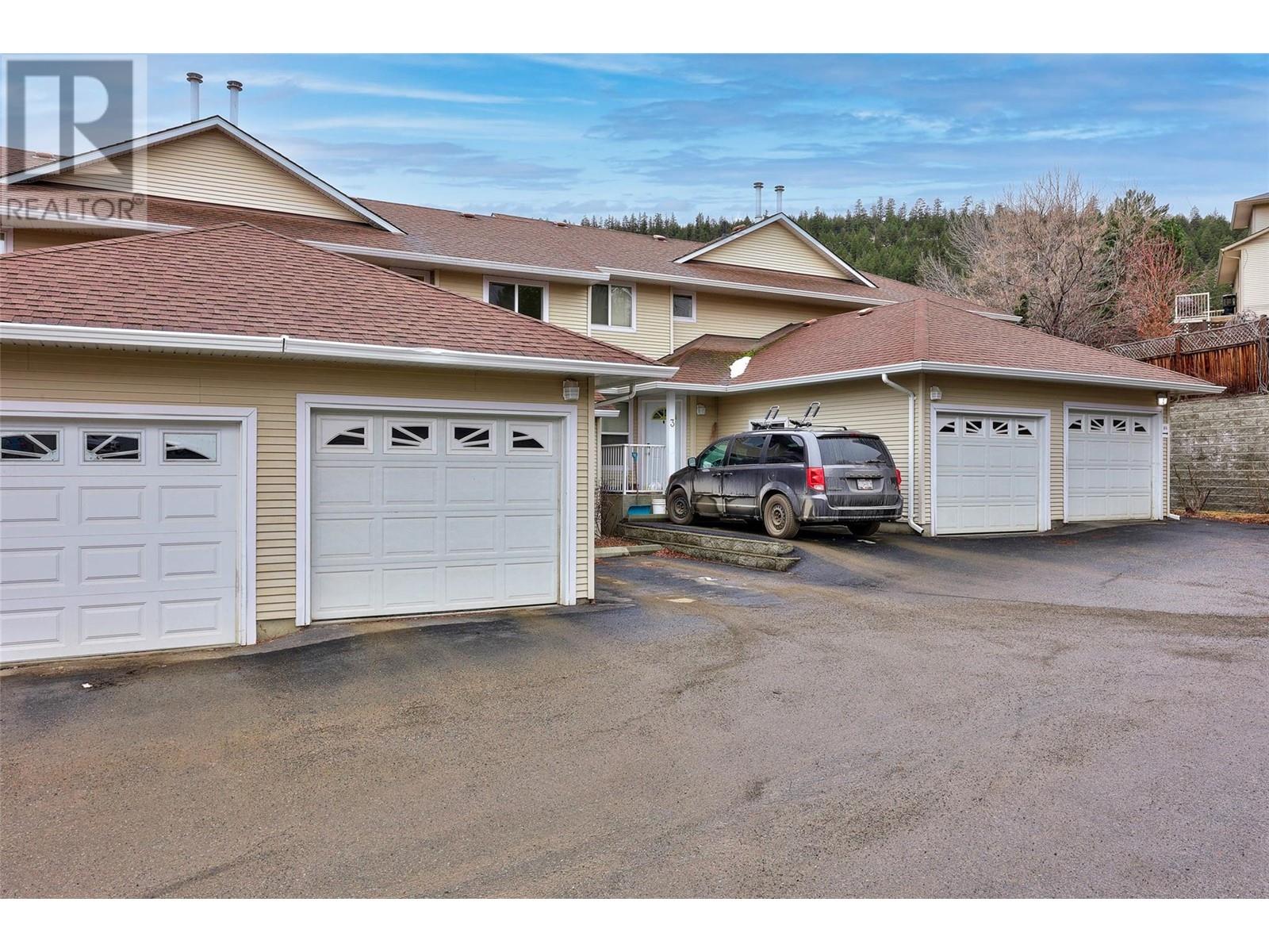 Property at 1920 HUGH ALLAN Drive Unit# 2 image 3