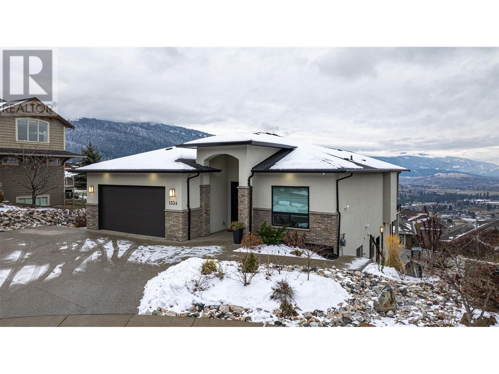 1334 Red Mountain Place, Vernon, British Columbia  V1B 4A3 - Photo 2 - 10336953