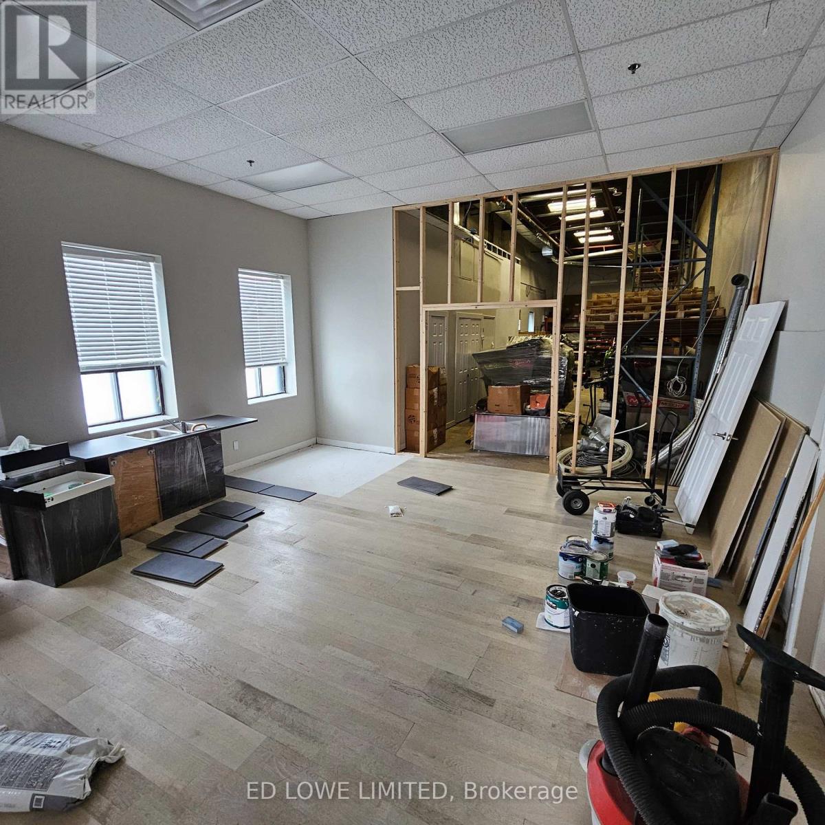 1a - 40 Bell Farm Road, Barrie, Ontario  L4M 5L3 - Photo 4 - S12007877