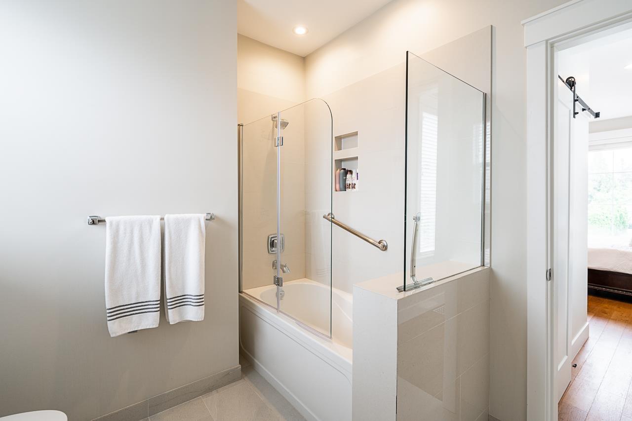 46077 First Avenue, Chilliwack Downtown, Chilliwack, British Columbia  V2P 1W2 - Photo 25 - R2975133