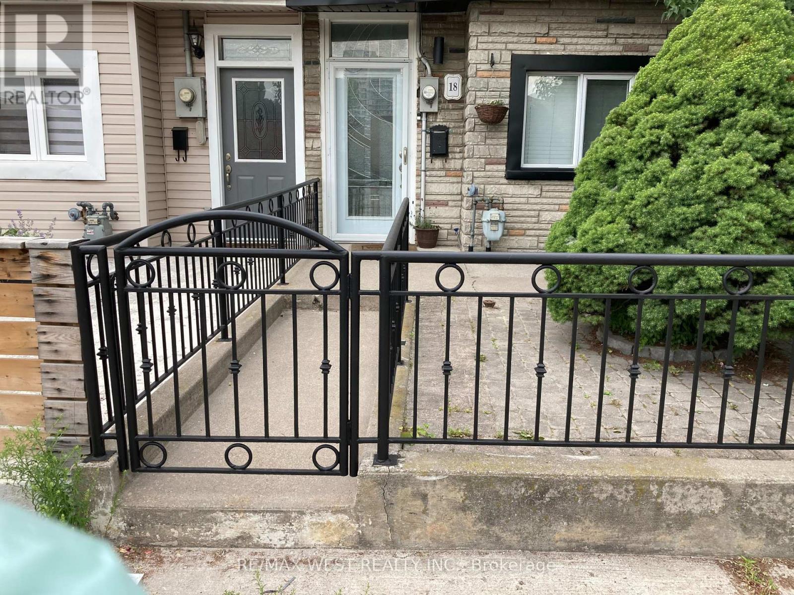 Property at 18 BROCK AVENUE image 3