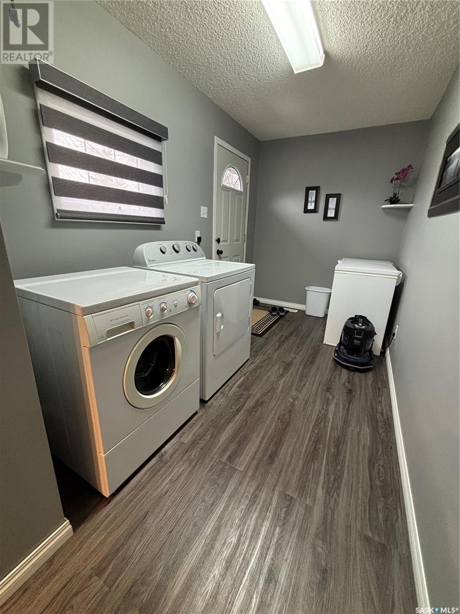 408 Parsons Avenue, Maple Creek, Saskatchewan  S0N 1N0 - Photo 30 - SK996963
