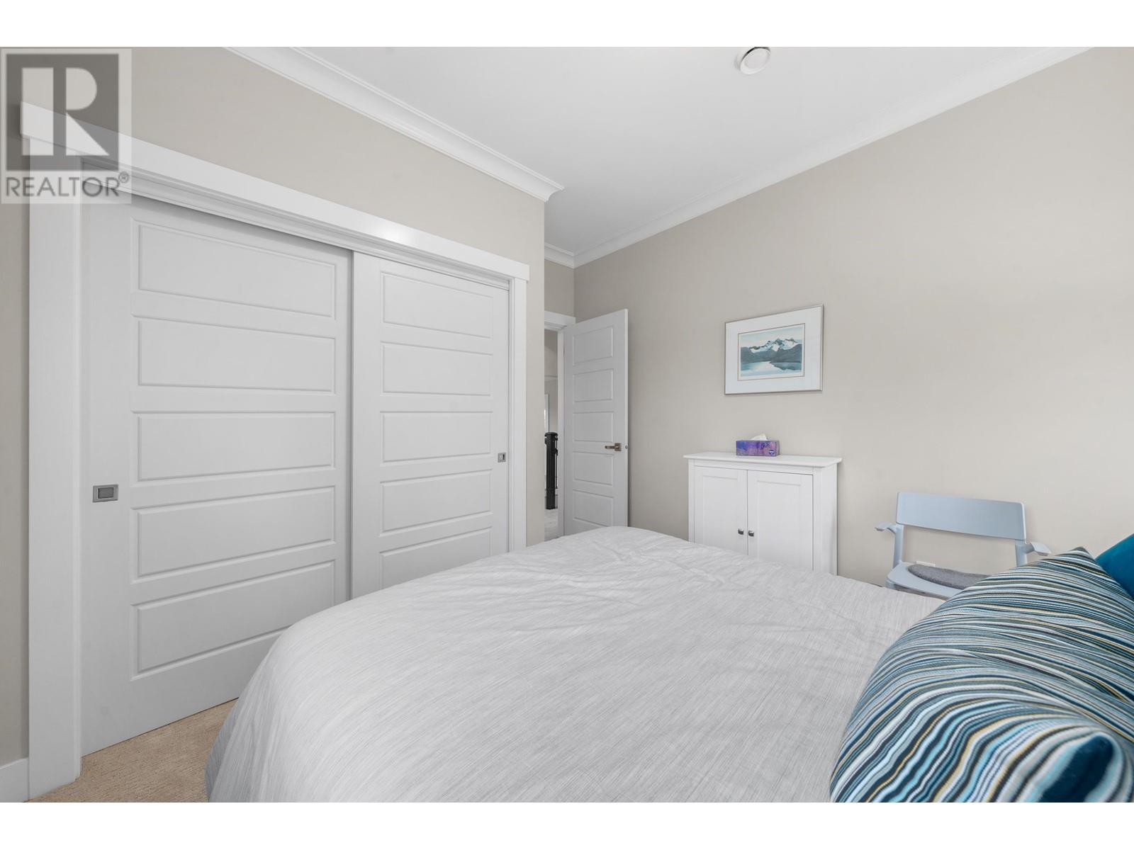 415 W 16th Street, North Vancouver, British Columbia  V7M 1V1 - Photo 20 - R2975090
