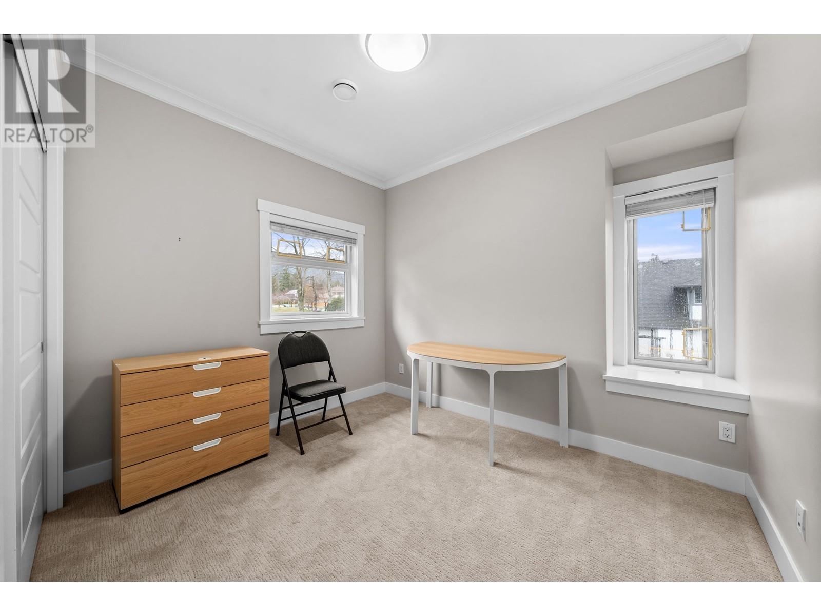 415 W 16th Street, North Vancouver, British Columbia  V7M 1V1 - Photo 21 - R2975090
